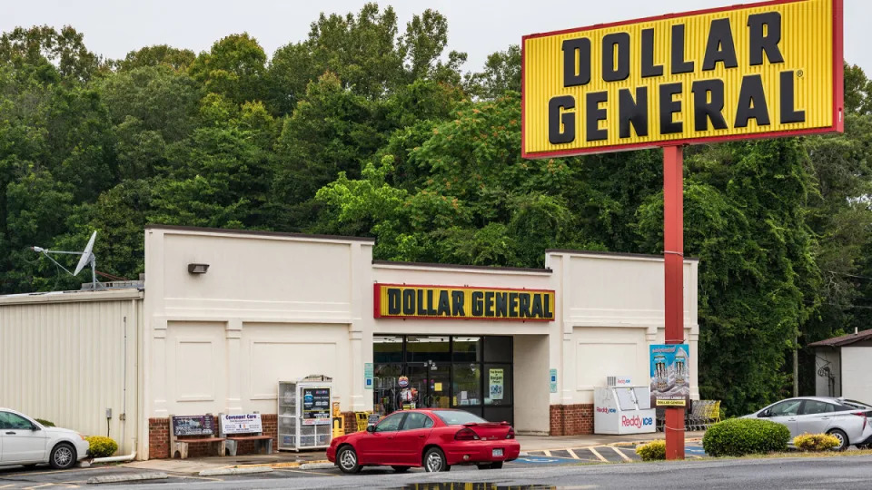 Analyst reset Dollar General stock price target before earnings