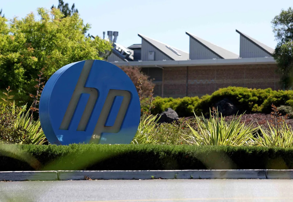 HP Stock Tumbles on Disappointing Q1 Forecast