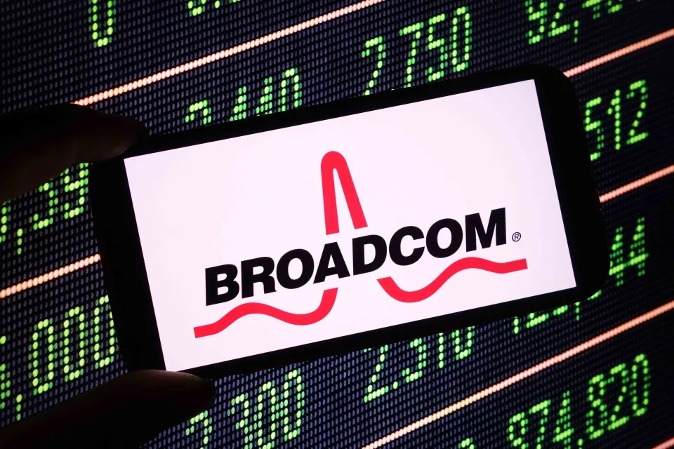 What Wall Street Analysts Think of Broadcom's Stock Ahead of Earnings