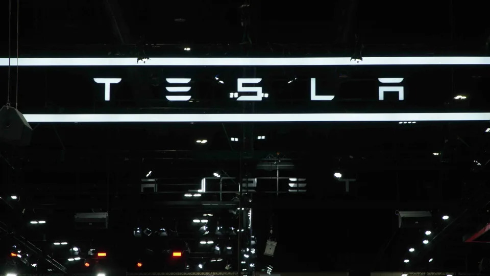 Tesla Stock Hits New All-Time High as Wedbush Boosts Price Target Again