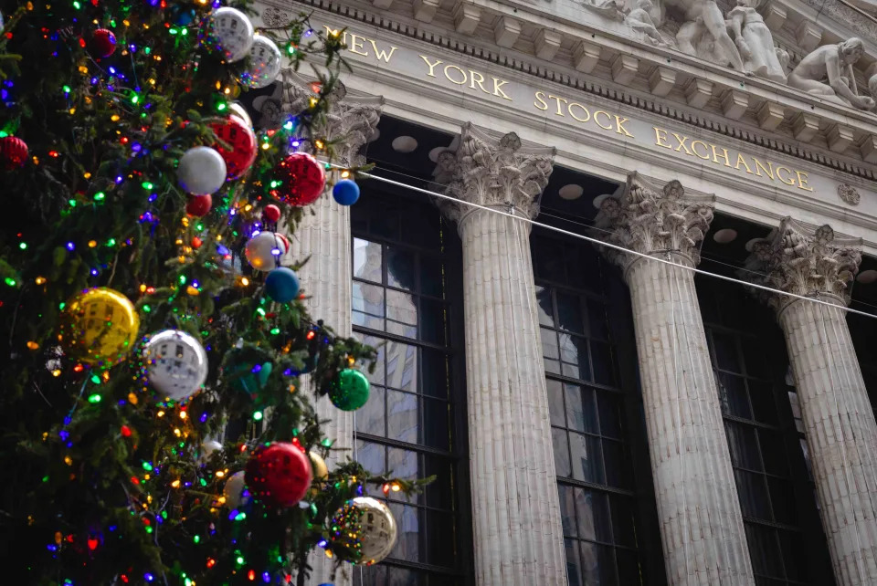 Is the Stock Market Open on Christmas and New Year's?