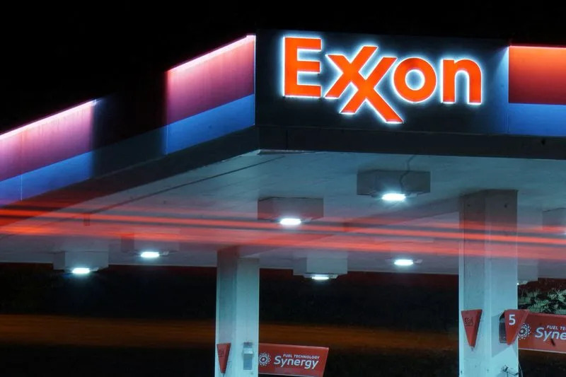 Exxon warns of hit to Q4 profits after drop in oil prices, weaker performance across the board