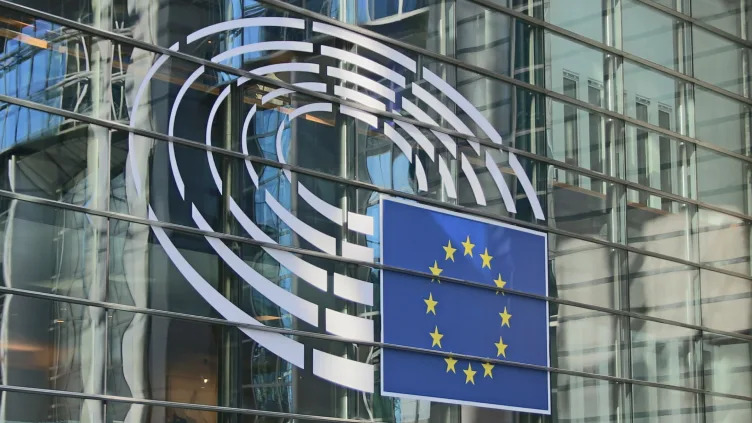 EU Regulator ESMA Orders Crypto Firms to Delist Non-Compliant Stablecoins by January 31, 2025