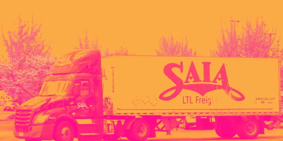 Saia (NASDAQ:SAIA) Surprises With Q4 Sales, Stock Soars