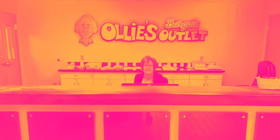 Discount Retailer Stocks Q3 Recap: Benchmarking Ollie's (NASDAQ:OLLI)